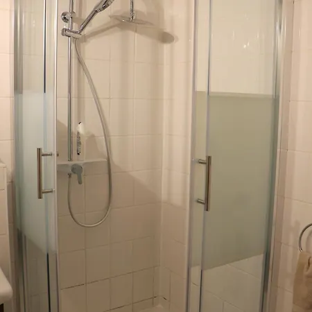 By The Waterfall Апартаменты Саарбург